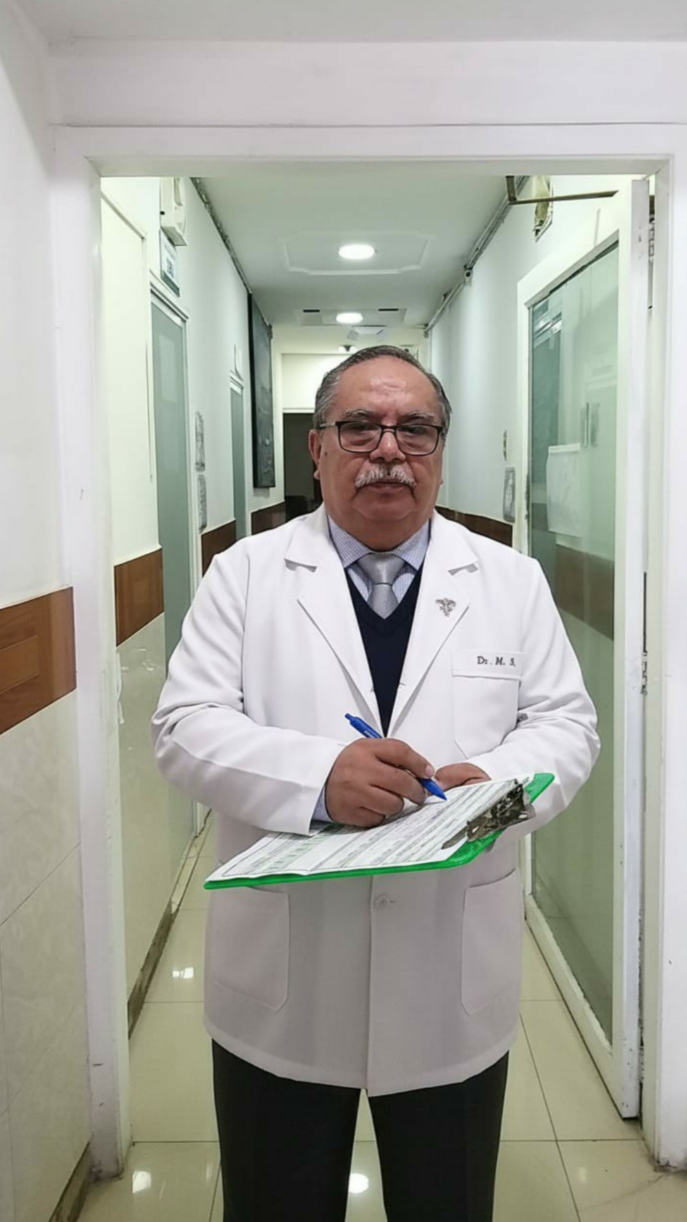 Dr. Vicente Valencia León, Director Médico del Hospital Guayaquil de Machala